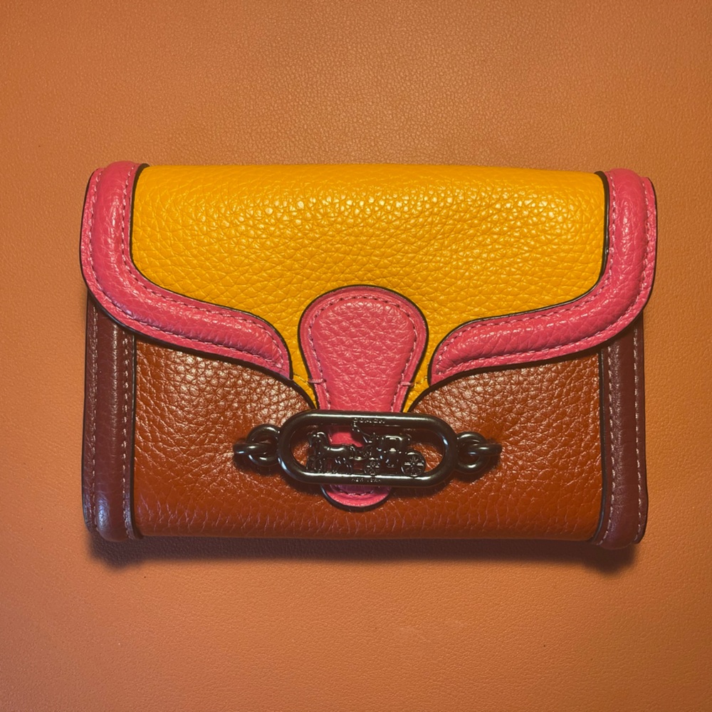 NWOT - COACH wallet